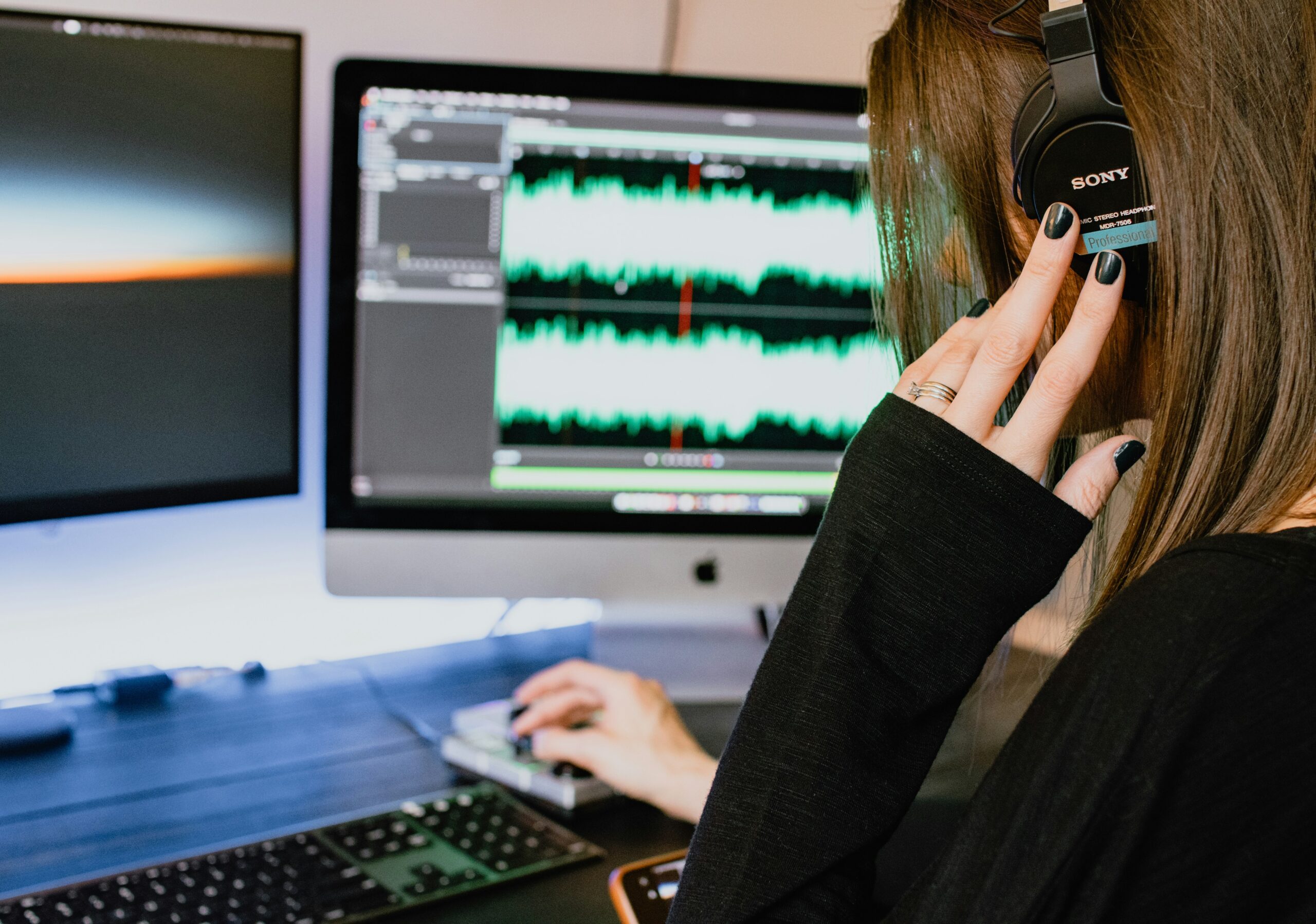 Understanding Audio Bitrate and Sample Rate: How They Impact Audio Quality and File Size