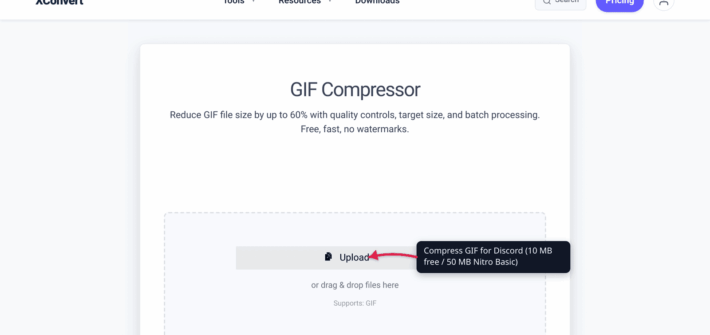 The xconvert GIF compressor with the resize options visible, illustrating compression of an animated GIF for Discord uploads