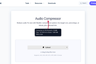 The xconvert audio compressor with the MP3 output format selected, with a callout describing the use case of compressing audio for Discord's 10 MB free upload limit