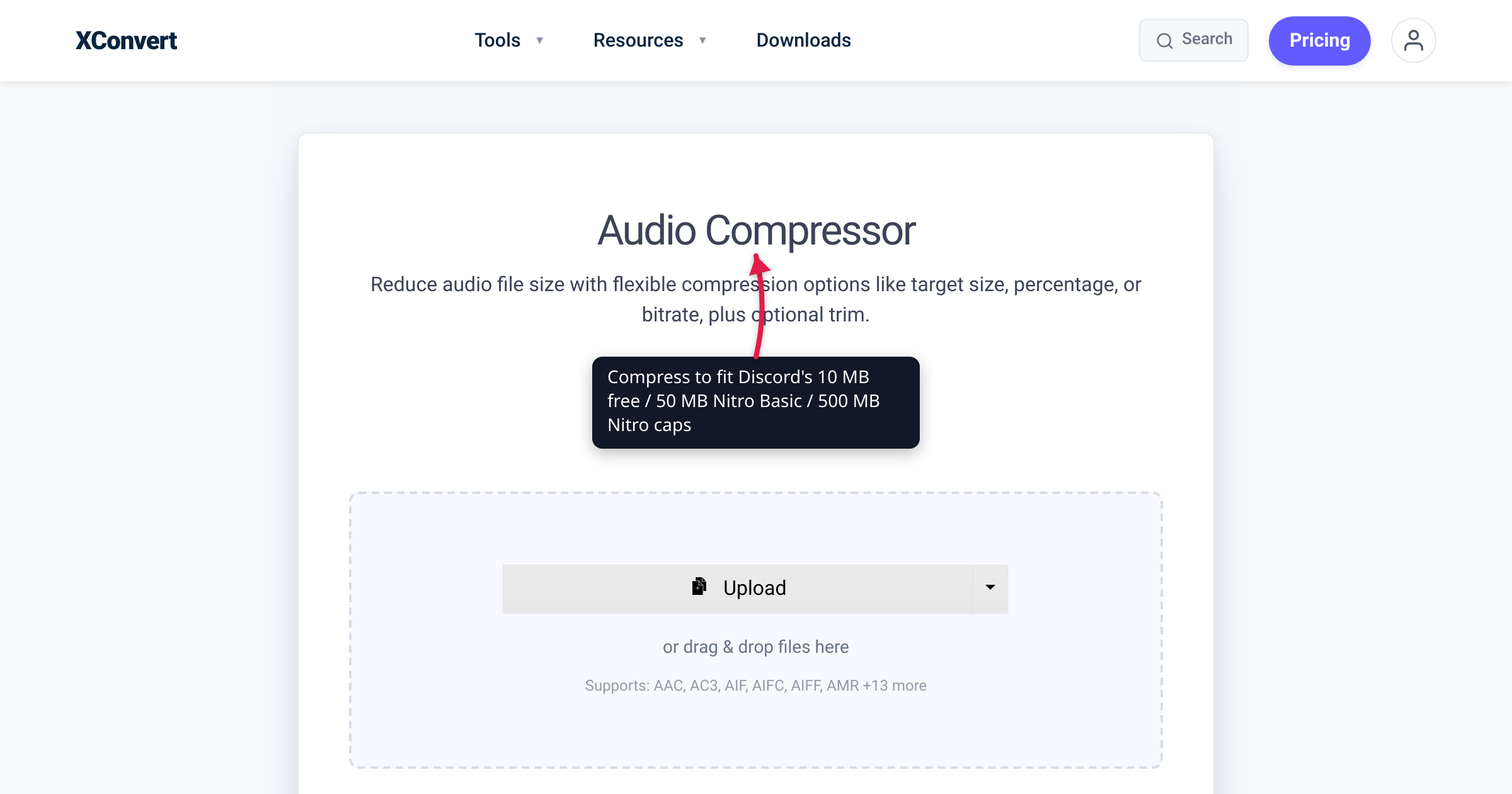 The xconvert audio compressor with the MP3 output format selected, with a callout describing the use case of compressing audio for Discord's 10 MB free upload limit